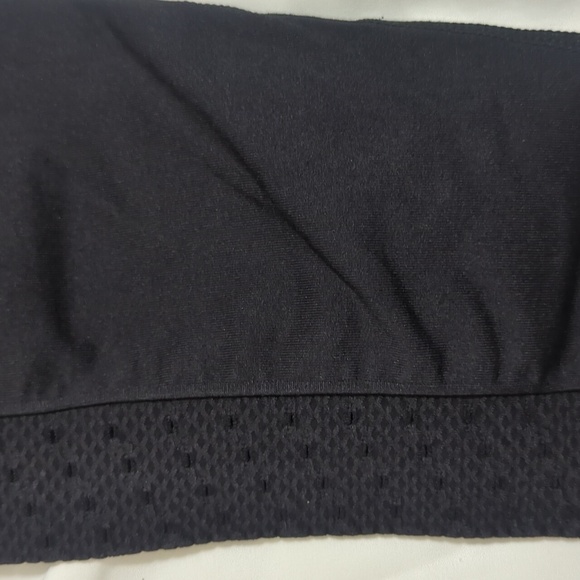 Fabletics Sync Seamless High-Waisted 7/8 Legging Color Black Size M - Picture 12 of 15